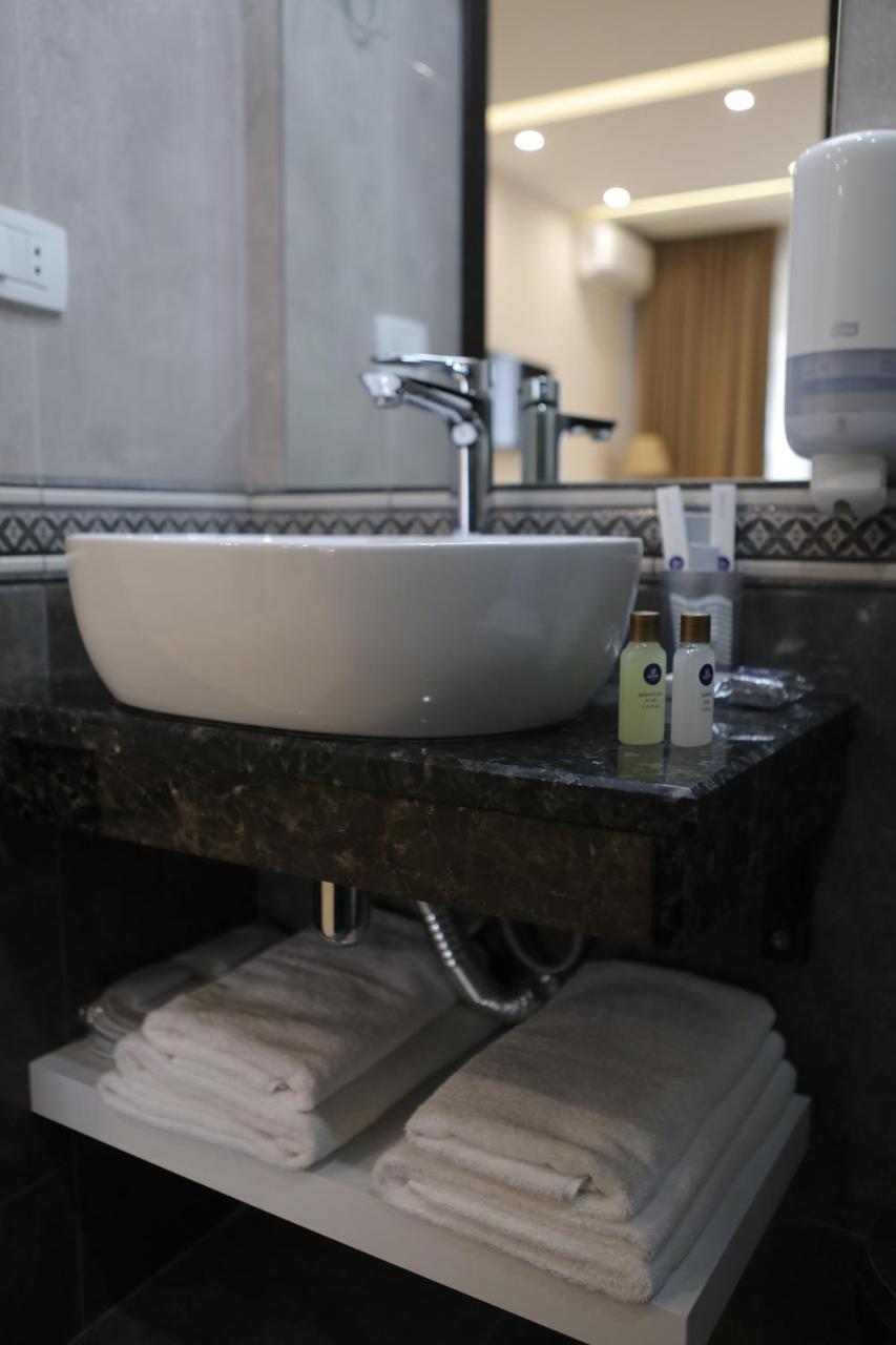 4Room Hotel يريفان المظهر الخارجي الصورة