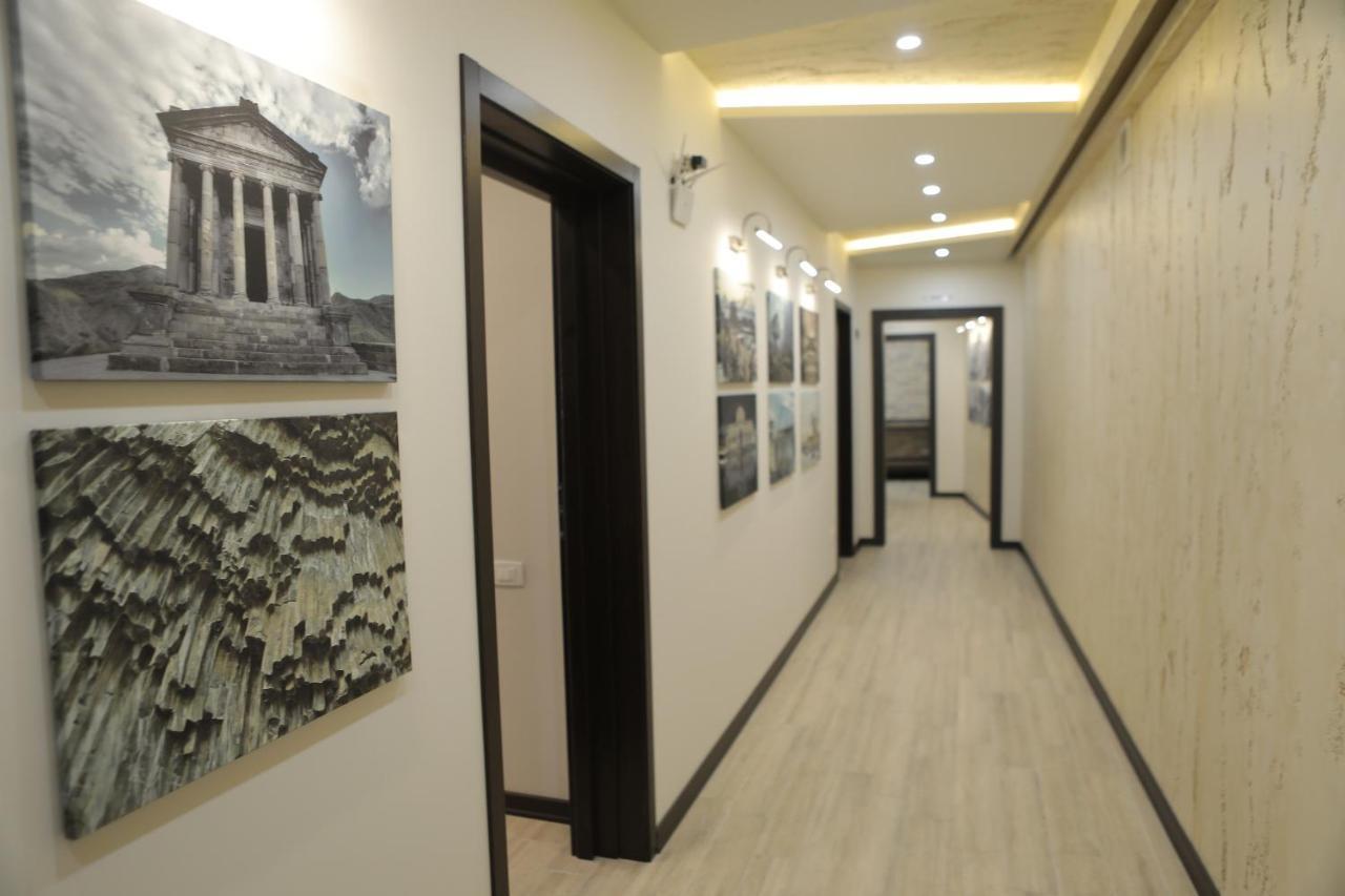 4Room Hotel يريفان المظهر الخارجي الصورة