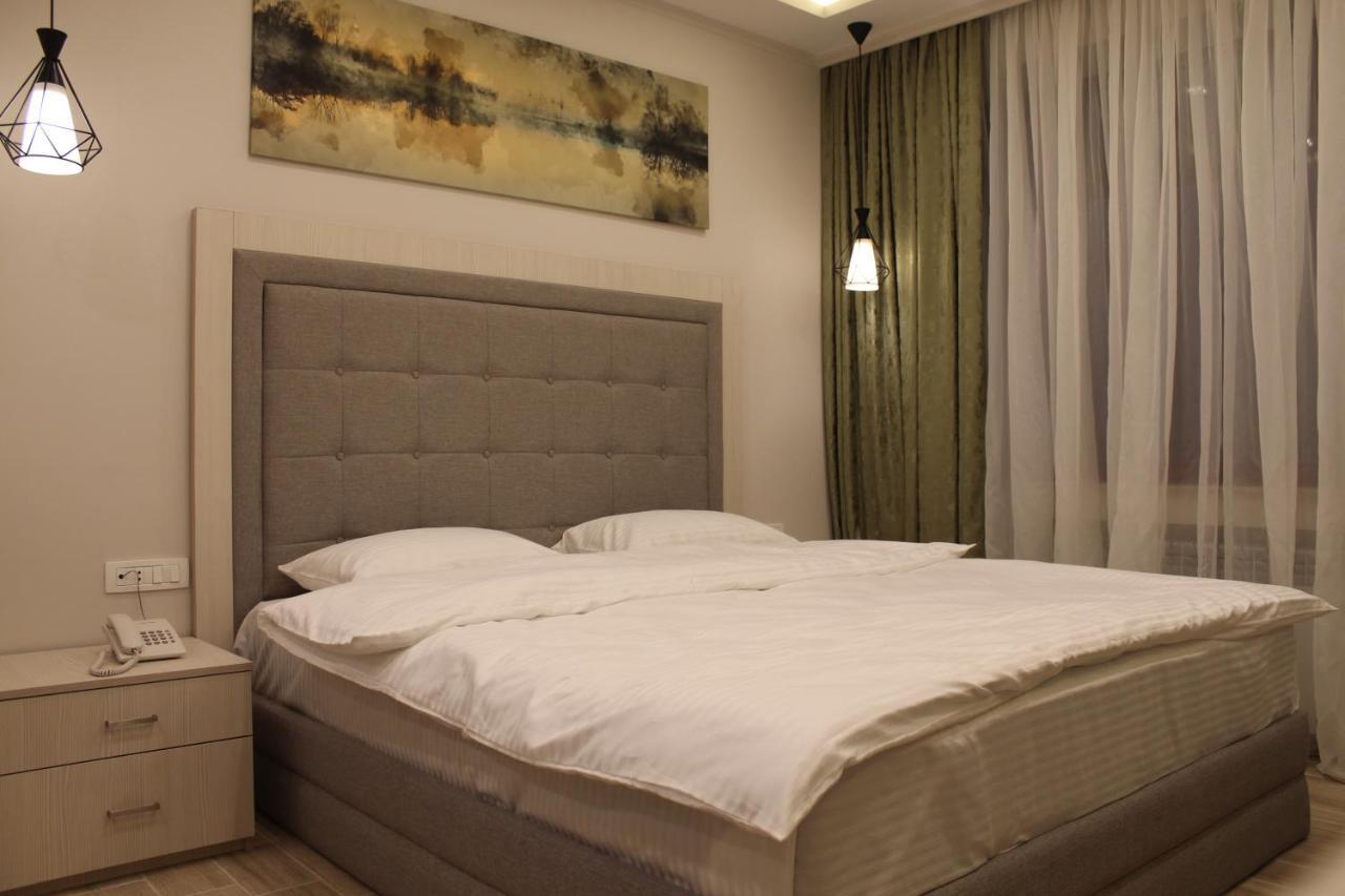 4Room Hotel يريفان المظهر الخارجي الصورة